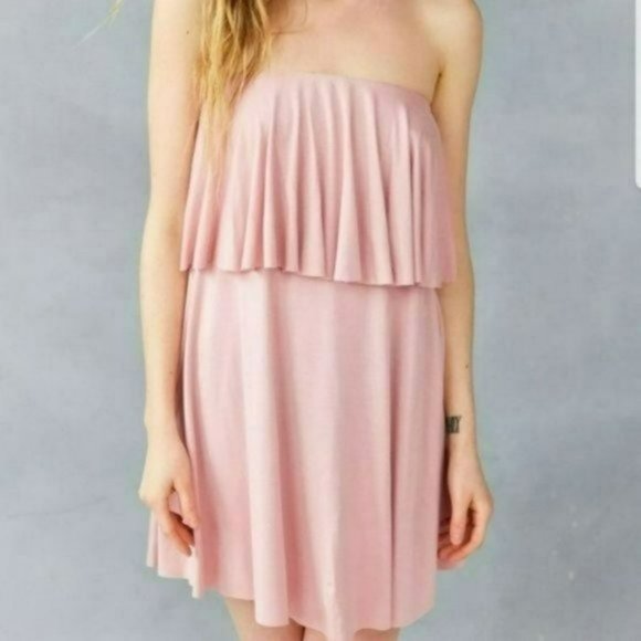Urban Outfitters Tops - ♡3/$30♡ UO Kimchi Blue strapless Top